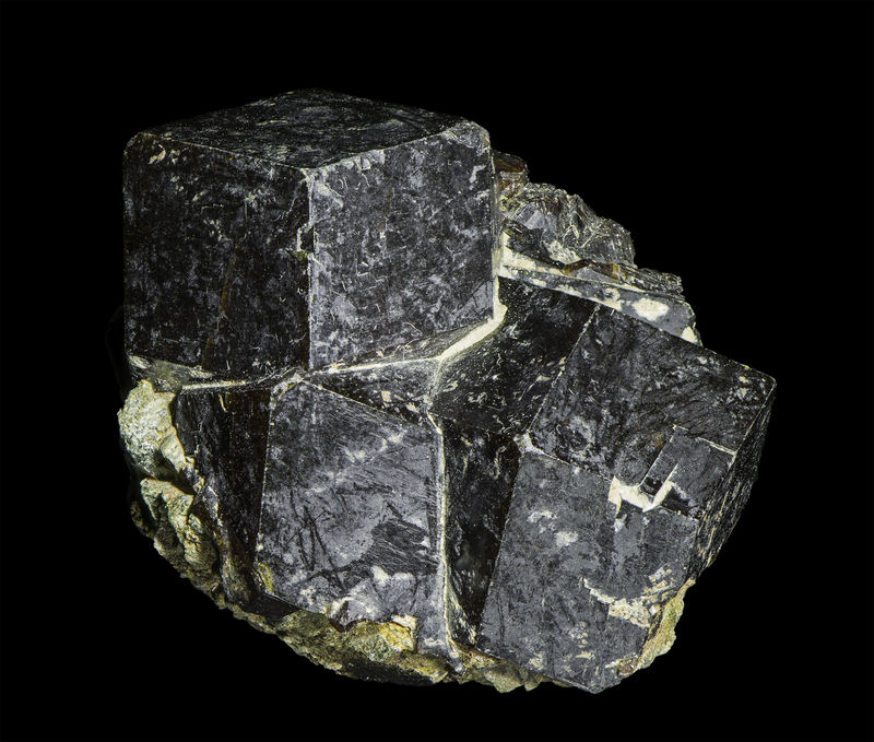 330 Andradite.jpg