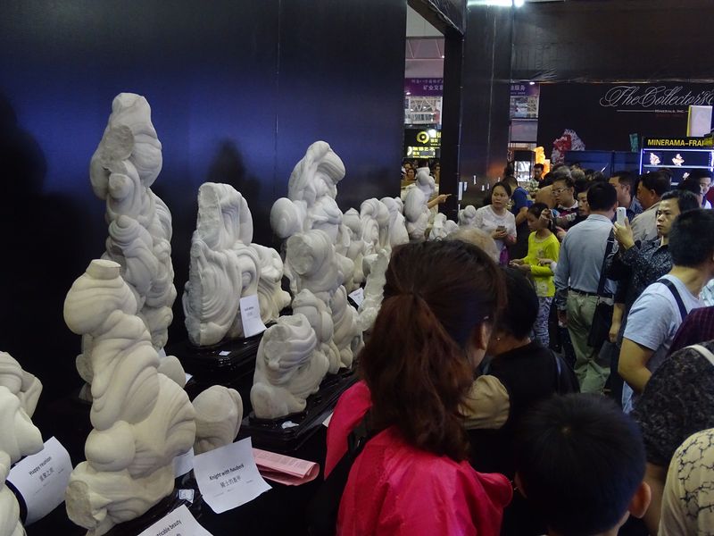 3rd China Hunan Gem and Mineral Show (12).jpg