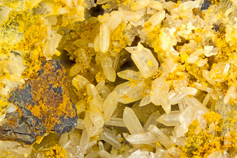 4640-cerussite.jpg