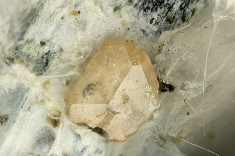 4734 titanite.jpg