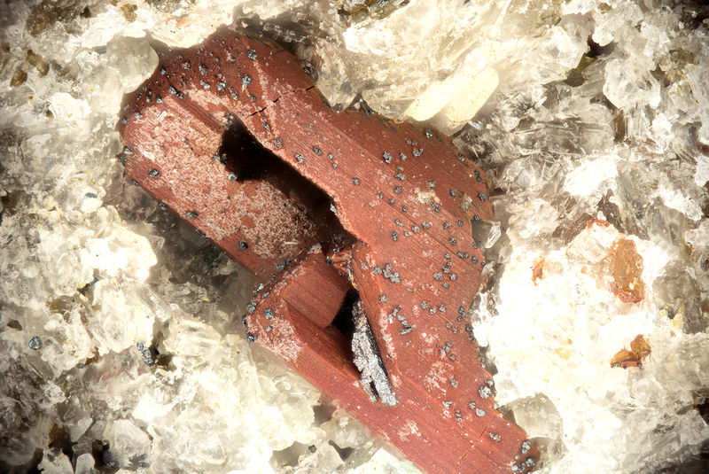 4858 enstatite hematite.jpg