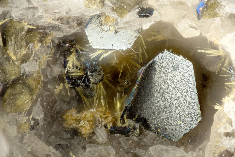 4996 hematite aegirine.jpg