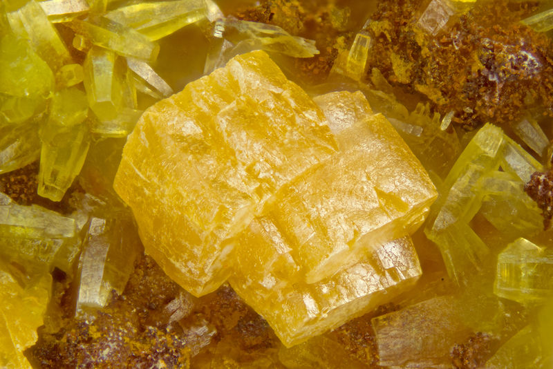 5570-wulfenite.jpg