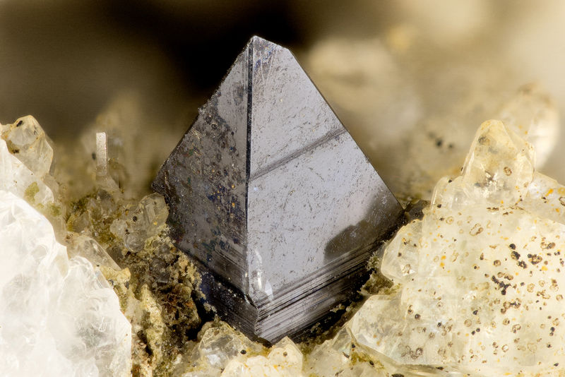 5627 anatase.jpg