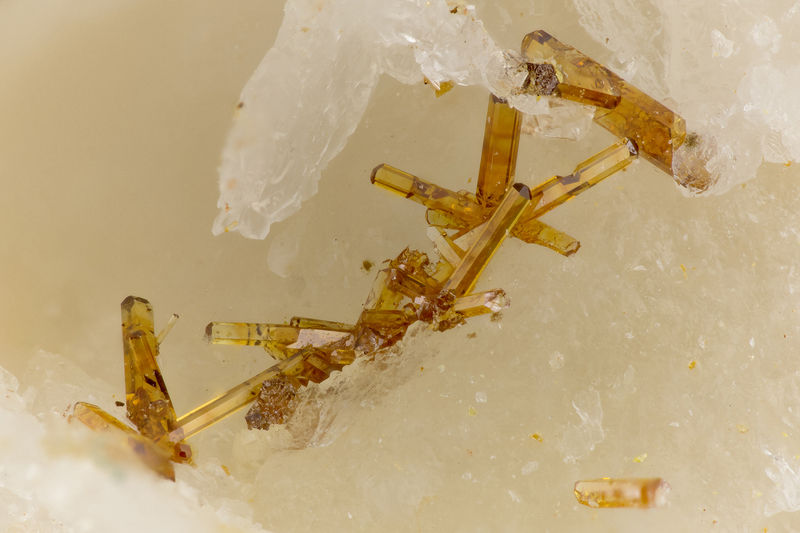 5653 vanadinite.jpg
