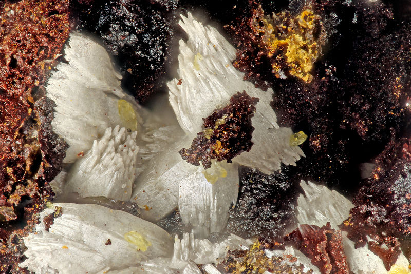 5853 vanadinite.jpg