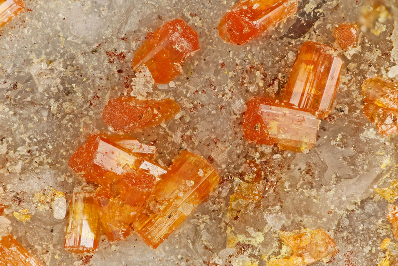 5866 vanadinite.jpg