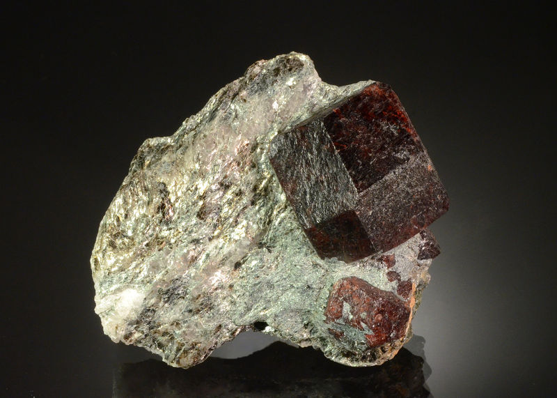 586 Almandine - Gaisberg Glacier, Otz Valley, N. Tirol, Austria.jpg