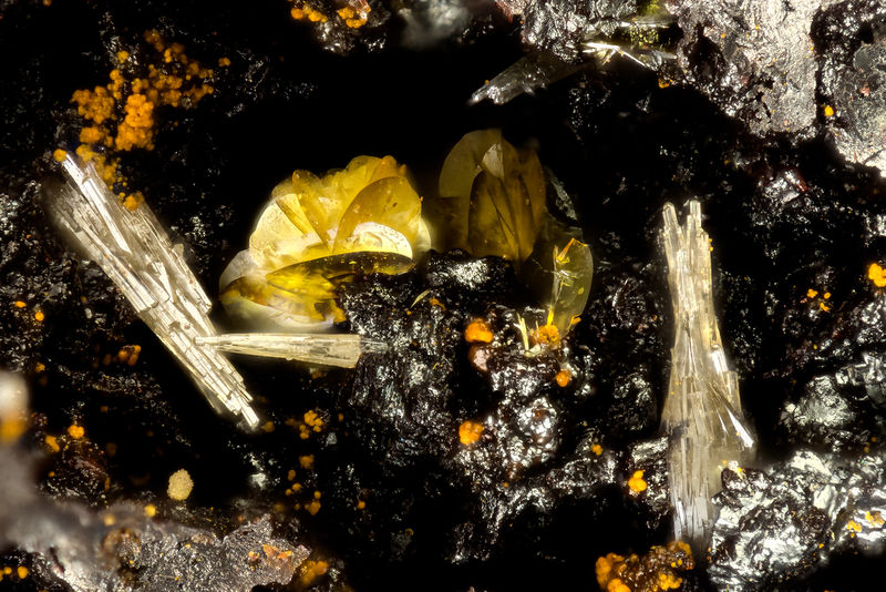 5936 vanadinite.jpg