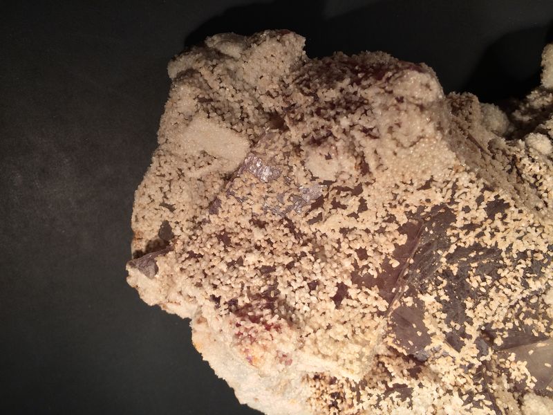 622l. Fluorite, Barite, Cave-in-Rock, IL.JPG