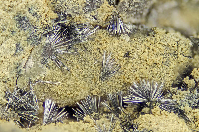 6602-stibnite.jpg