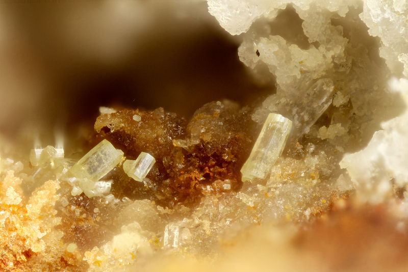 6689-vanadinite.jpg