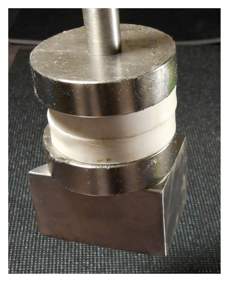 67 -MAGNETIC MOMENTS WITH HOLMIUM.jpg
