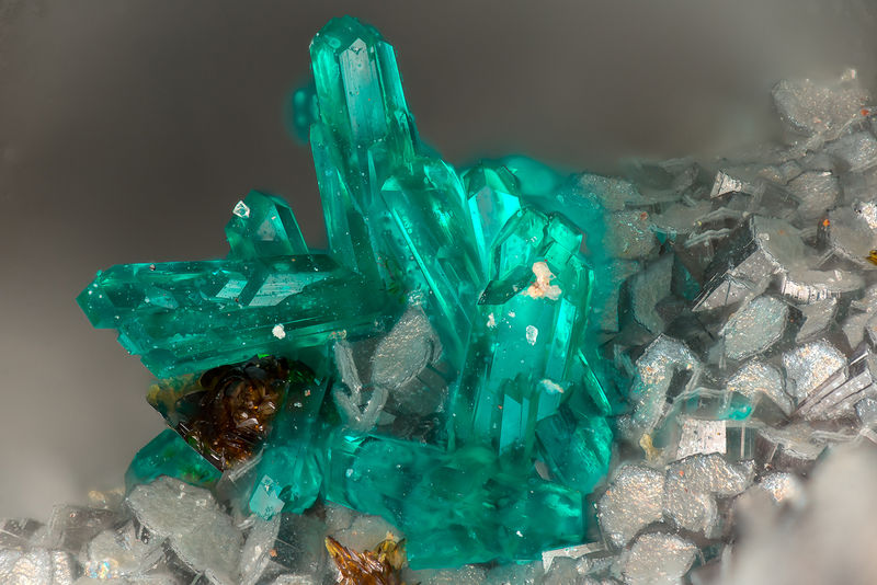 7373 dioptase.jpg