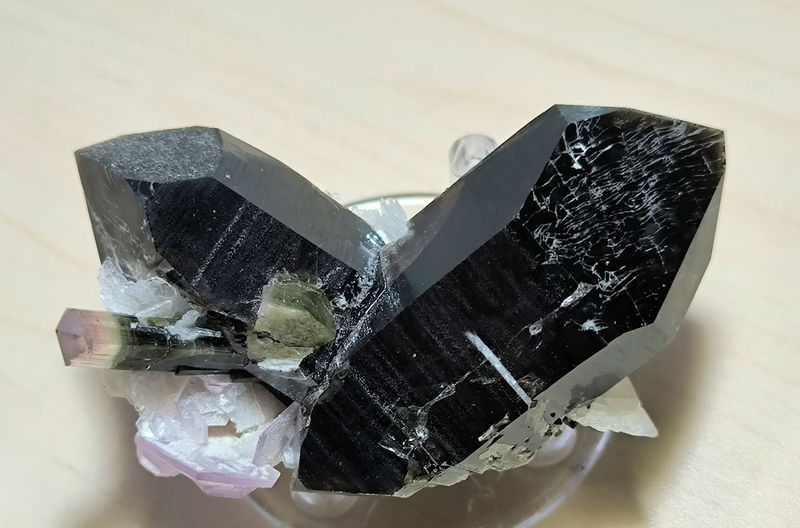 8228M-elbaite1.jpg