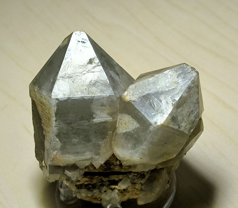 8521M-quartz1.jpg