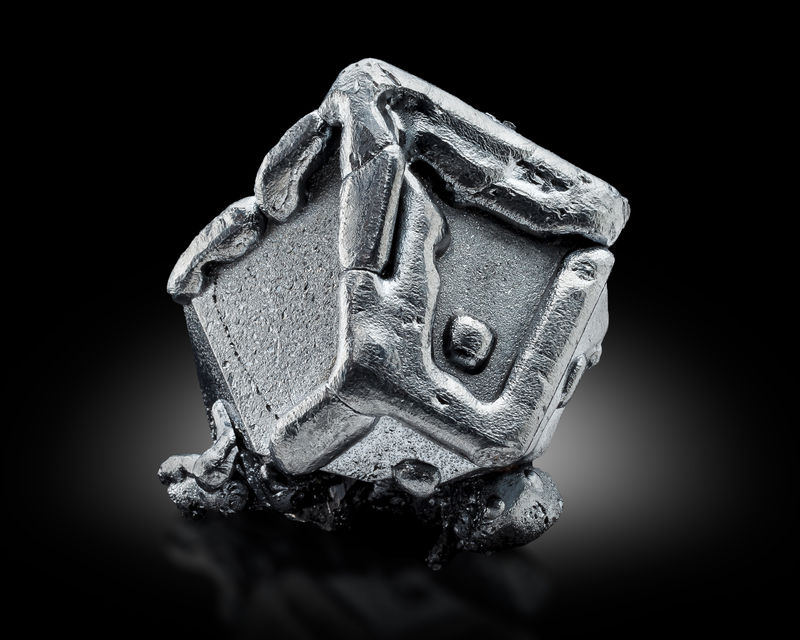 Acanthite-MIM_Museum(1905).jpg