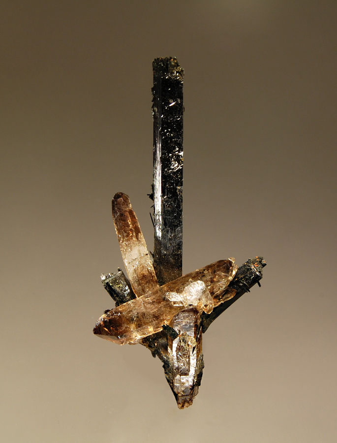 Aegirine and smoky quartz.jpg