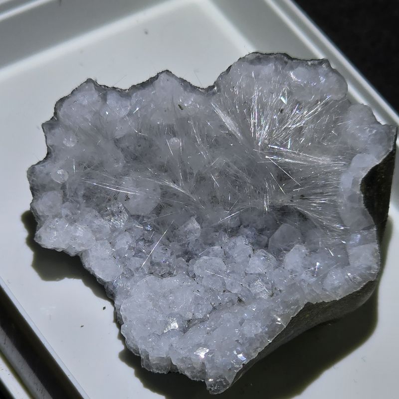 Analcime, Mesolite geode 1.jpg