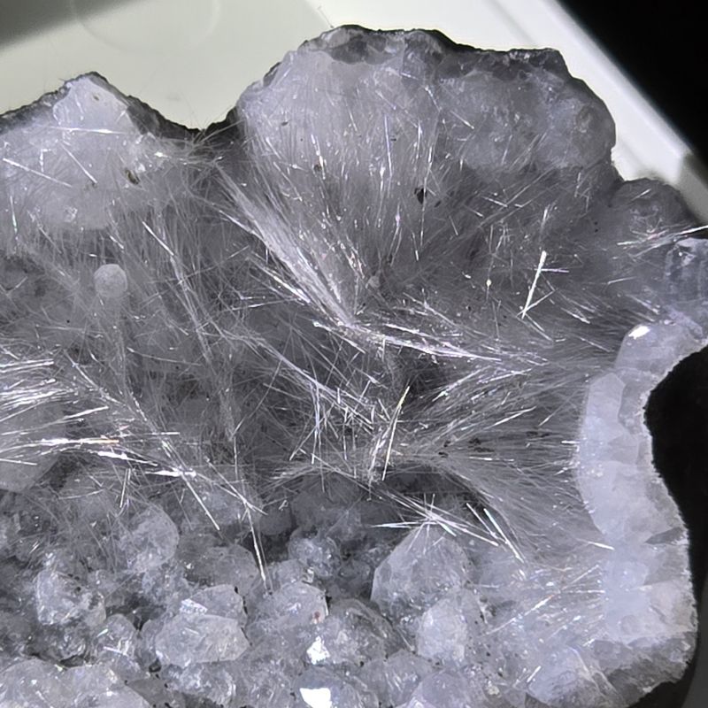 Analcime, Mesolite geode 3.jpg