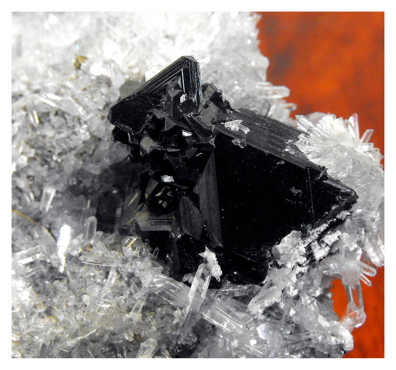 Animon Sphalerite - CLOSEUP 3.jpg