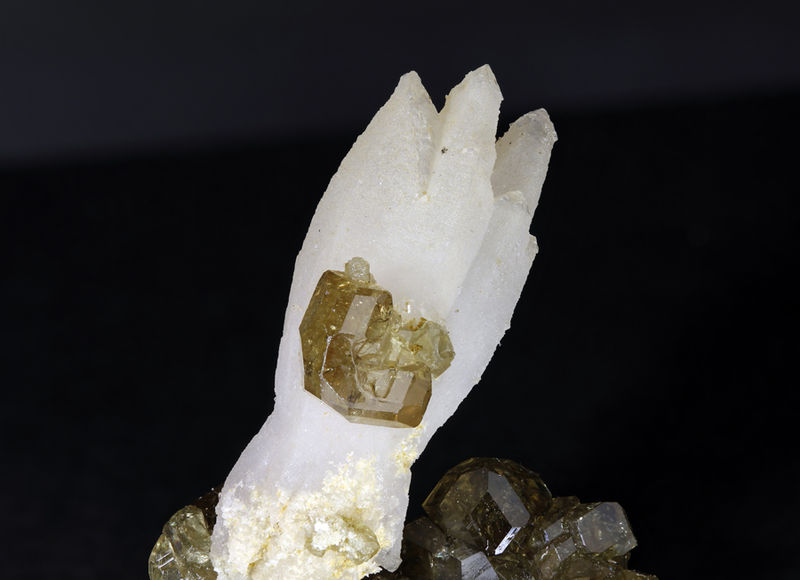 ApiladoH020920p_E3_87cm_0_52x.jpg