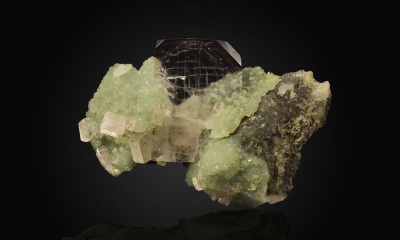 apophyllite_1.jpg