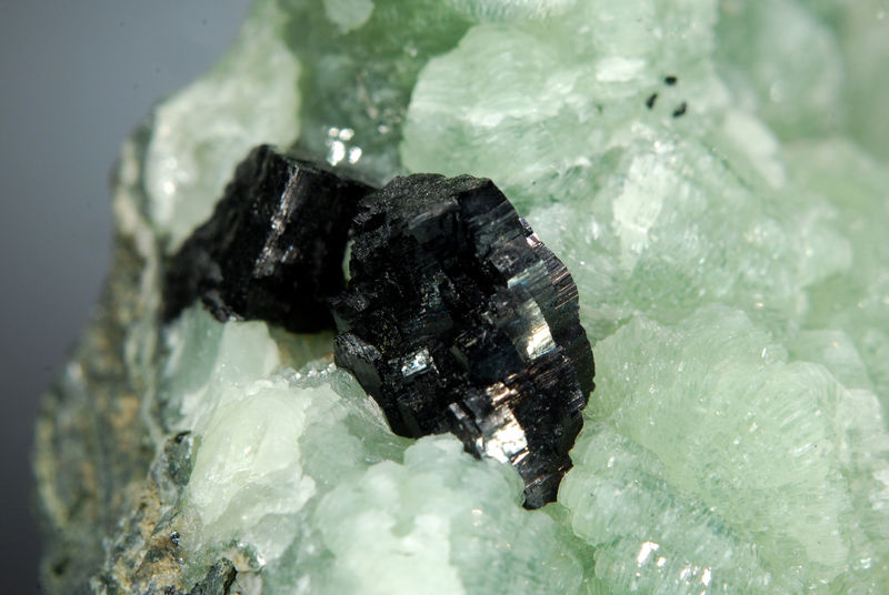 Babingtonite - Lane Quarry, Westfield, Massachusetts.jpg