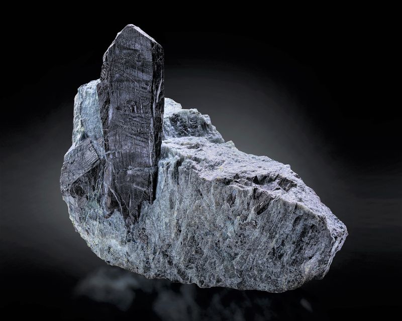 Baddeleyite-MIM_Museum(1838).jpg