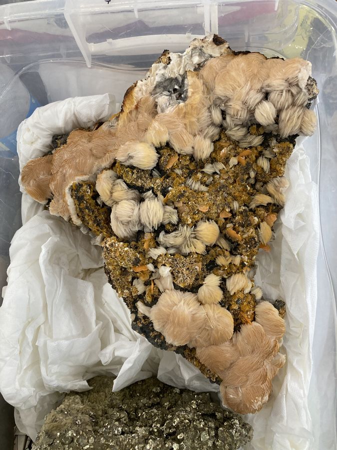 Barite, Wulfenite, Morocco.JPG