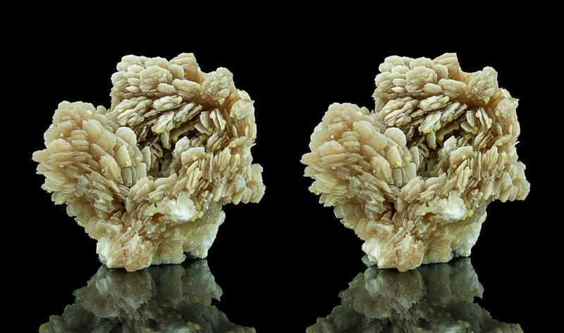 Baryte-sulphur-Machow-stereo.jpg