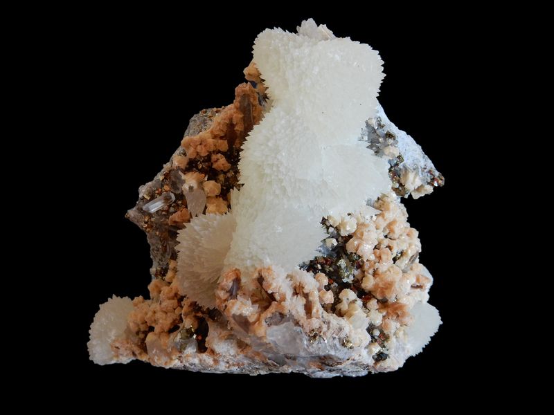 Calcite, Manganocalcite, Chalcopyrite no 126 - 4 - FMF.JPG
