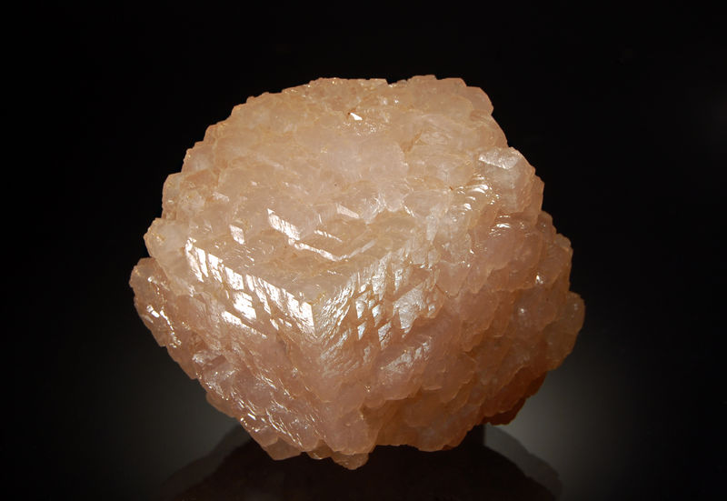 Calcite (Mn) - Nikolaevskiy Mine.jpg