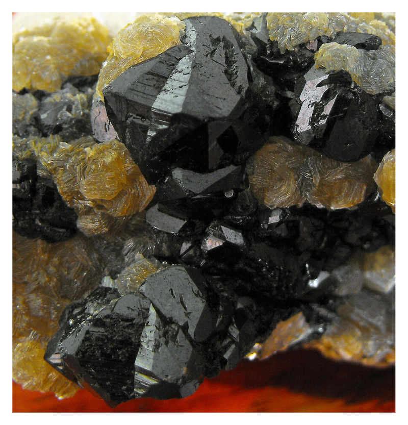 Cassiterite, Arsenopyrite, Muscovite withe Quartz - CLOSEUP 1.jpg