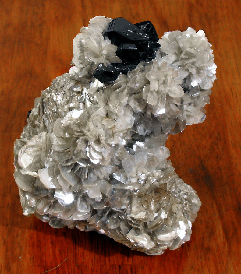 CASSITERITE WITH MUSCOVITE 1.jpg