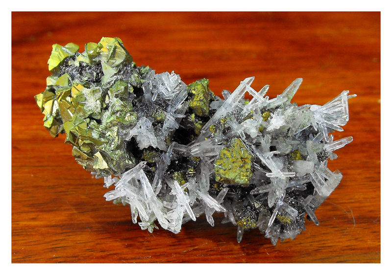 Chalcopyrite on Quartz 2.jpg