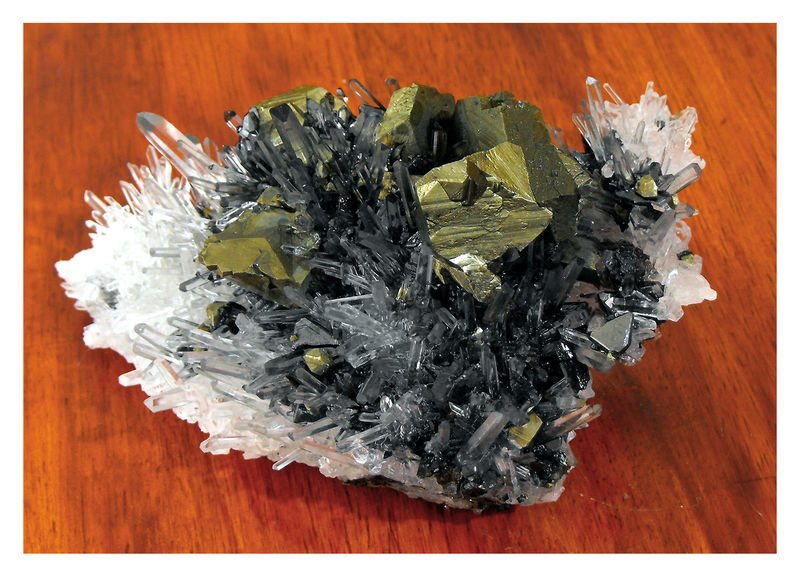 Chalcopyrite with Sphalerite and Quartz - 1.jpg
