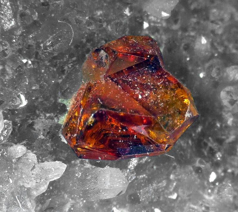 CHINESE SPHALERITE - UNDER THE MICROSCOPE 1.jpg