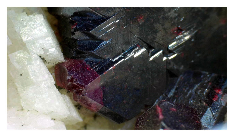 CINNABAR ON DOLOMITE - UNDER THE MICROSCOPE 1.jpg
