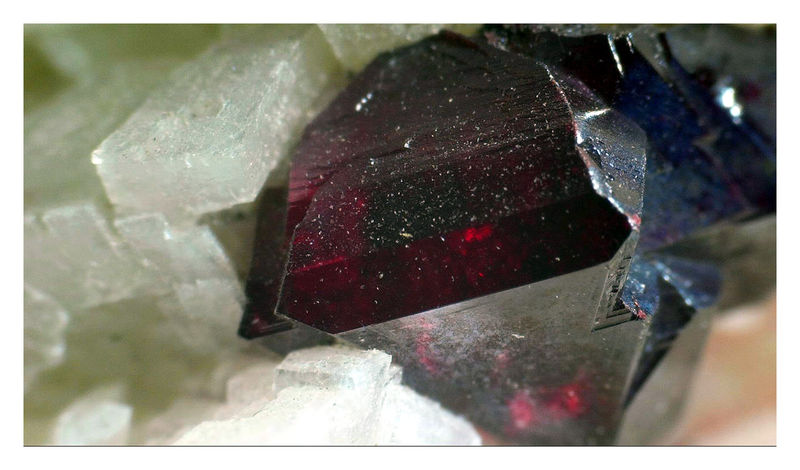 CINNABAR ON DOLOMITE - UNDER THE MICROSCOPE 2.jpg