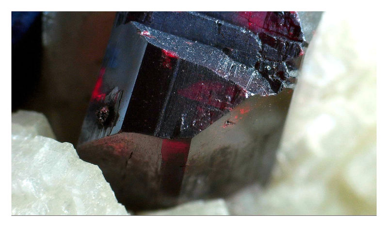 CINNABAR ON DOLOMITE - UNDER THE MICROSCOPE 4.jpg
