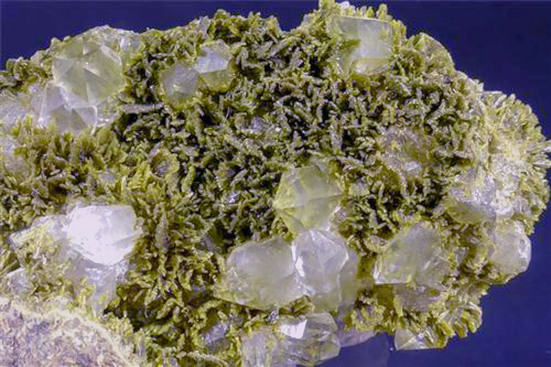 Clinozoisite & Quartz.jpg