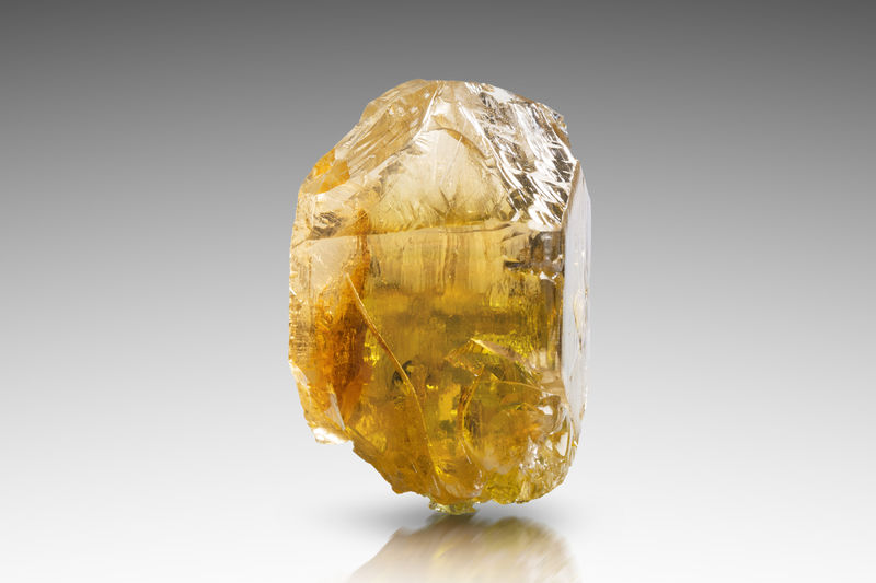 Danburite-MIM_Museum(1738).jpg