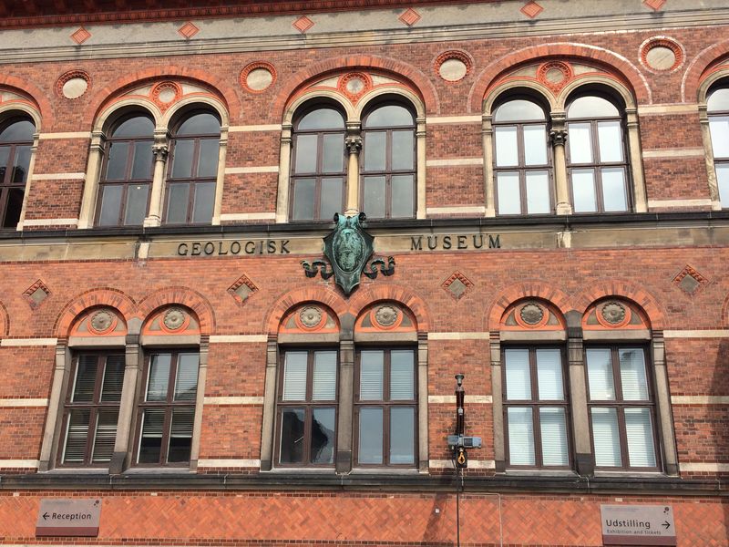 Danish Geologisk Museum, front.JPG