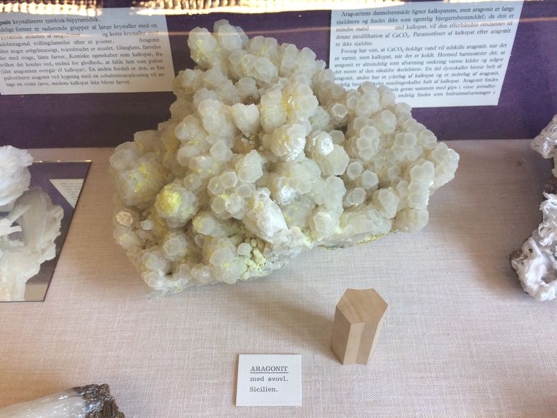 DGM, Aragonite, Sicily, Italy.JPG