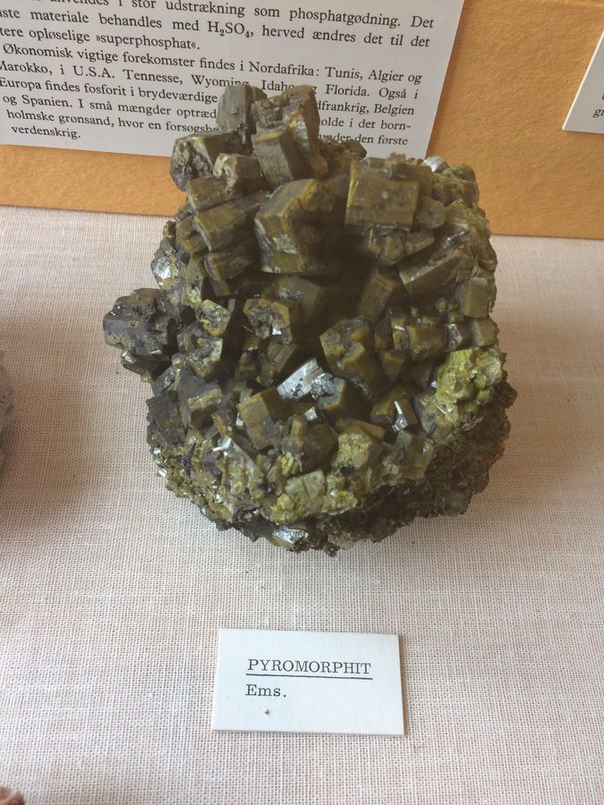 DGM, Pyromorphite, Ems, Germany.JPG