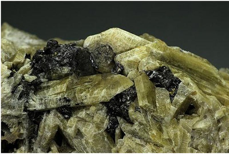 Diopside & Scheelite.jpg