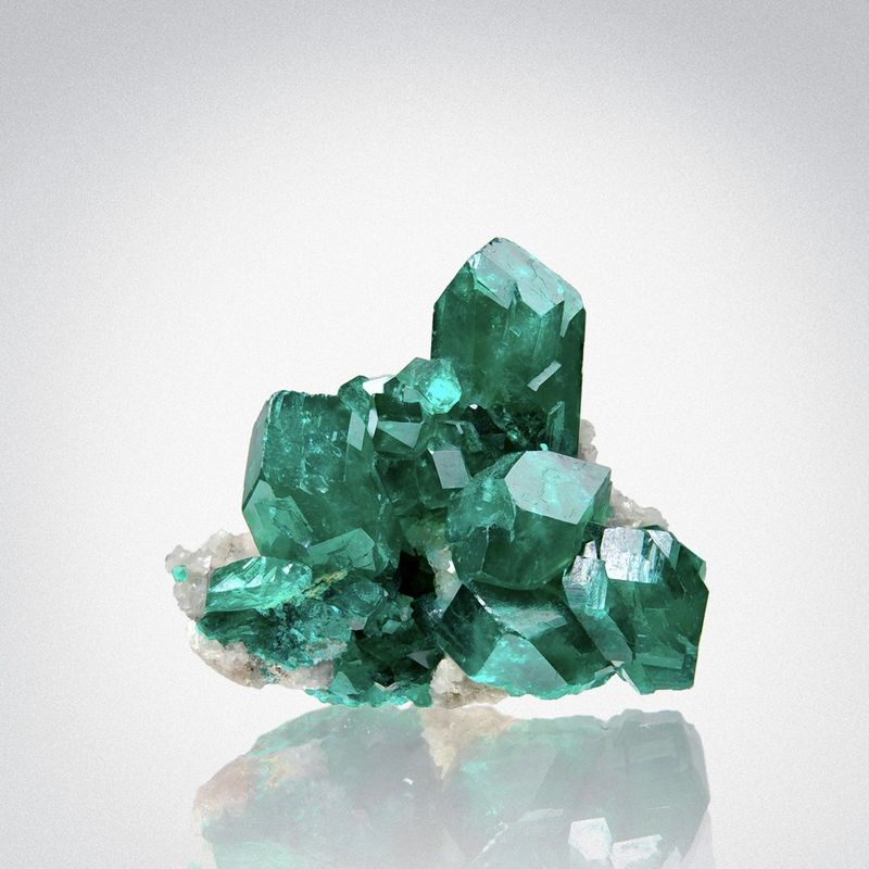 dioptase_tsumeb.jpg