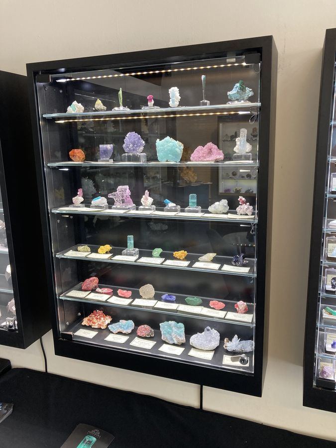 Displays (5).JPG