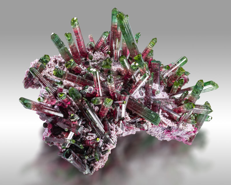 Elbaite-MIM_Museum(2223-2).jpg